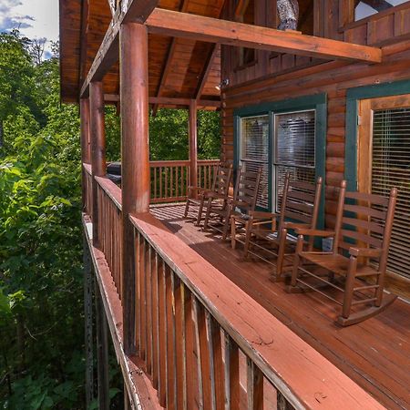 Camp David Villa Пиджен Фордж Екстериор снимка